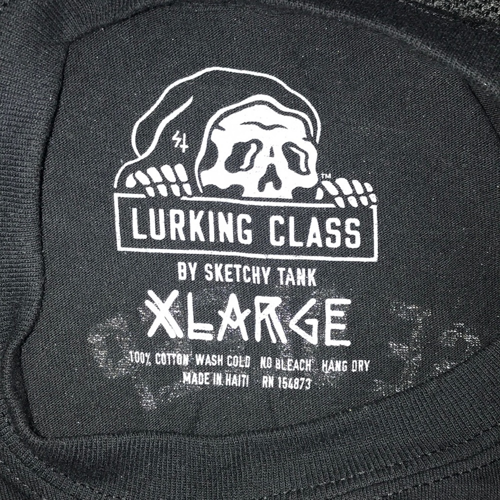 Black Lurking Class T-shirt- reflective size XL - Picture 5 of 5